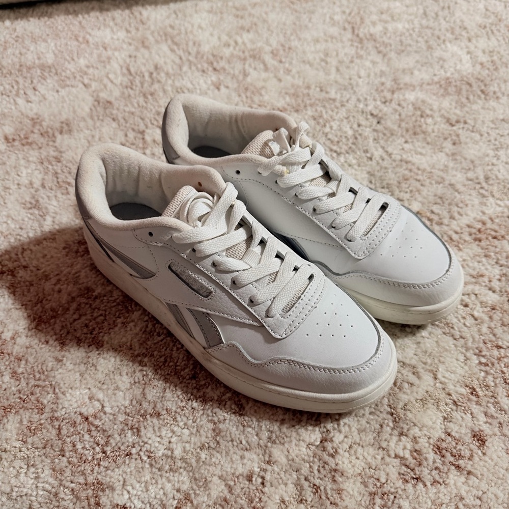 Reebok Woman’s White Sneakers